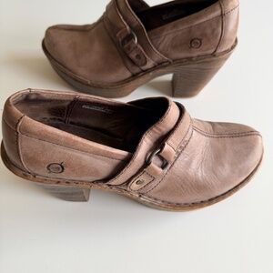 Born Women's Distressed Leather Mules size 7.5/38.5